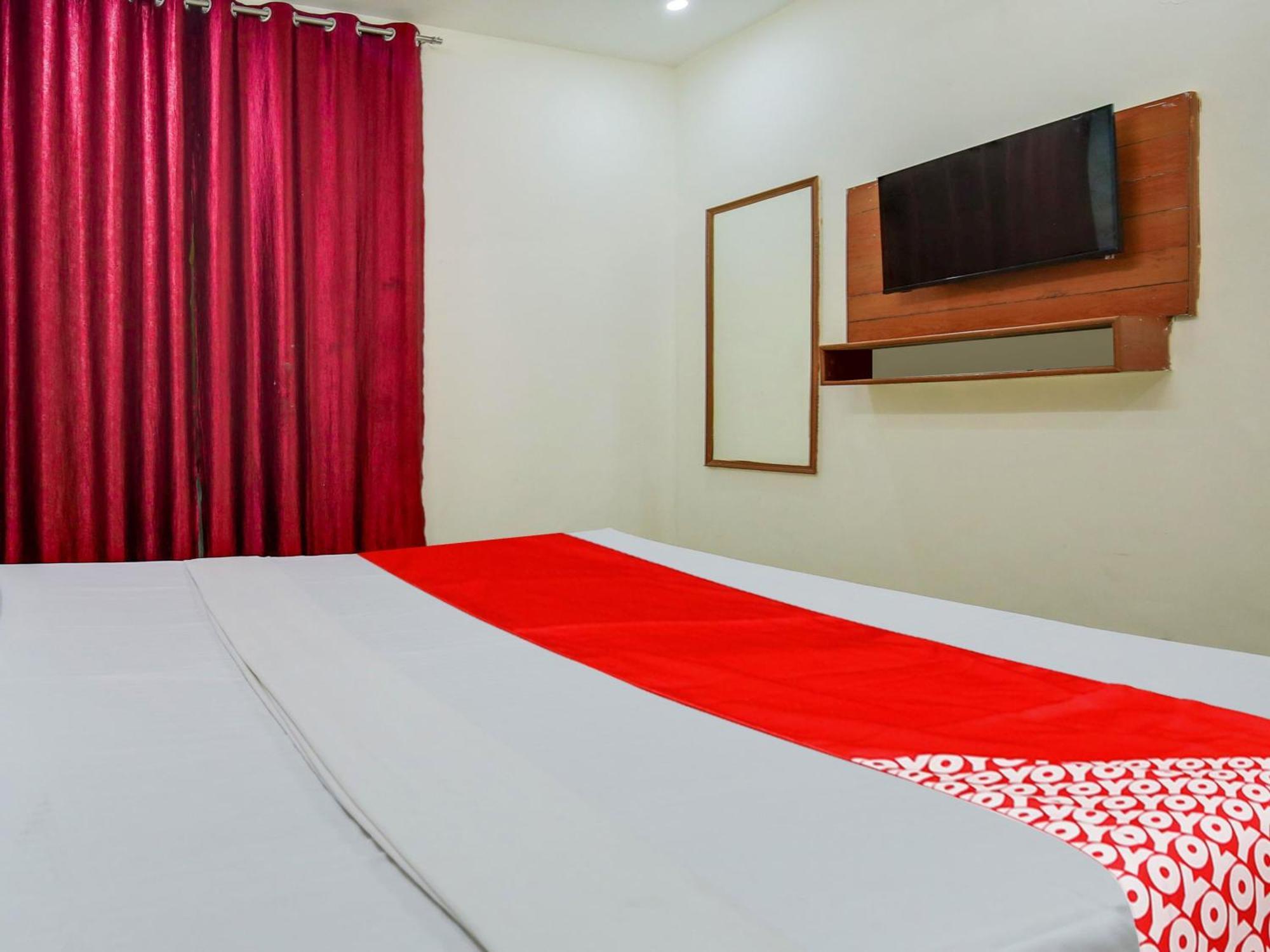 Hotel O Platinum Inn Nayagaon Экстерьер фото